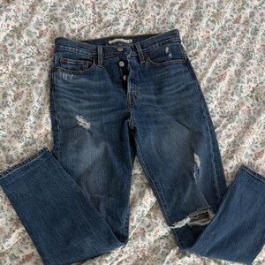 Levi's Women's Straight Leg Jeans - Distressed Blue